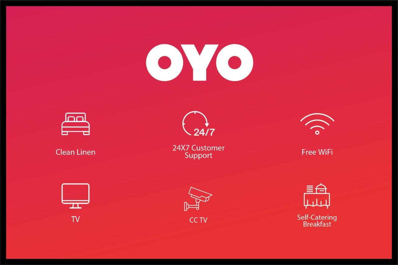Oyo 62197 Shri Madan Mahal אינדורה מראה חיצוני תמונה